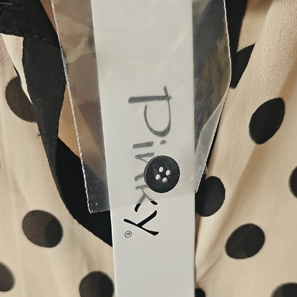 Pinky NWT Women's Black and Cream Polka Dot Blouse Size Medium - Picture 3 of 8